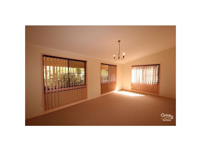 34 Cook Road, Wentworth Falls NSW 2782