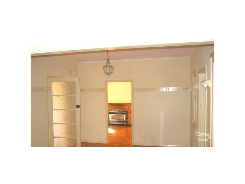 68 Valley Road, Wentworth Falls NSW 2782