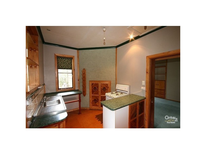 24 Armstrong Street, Wentworth Falls NSW 2782