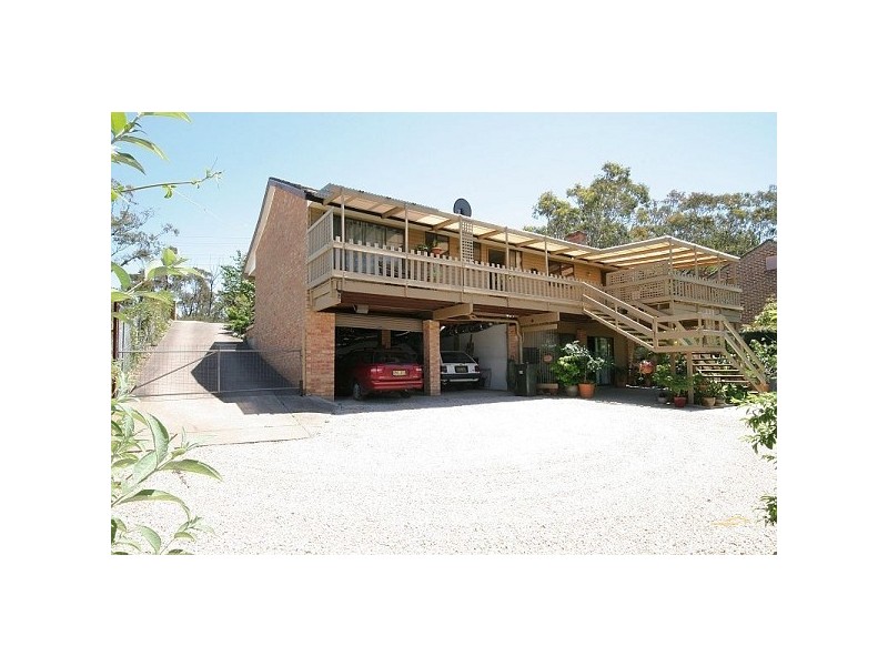 332 Blaxland Rd, Wentworth Falls NSW 2782