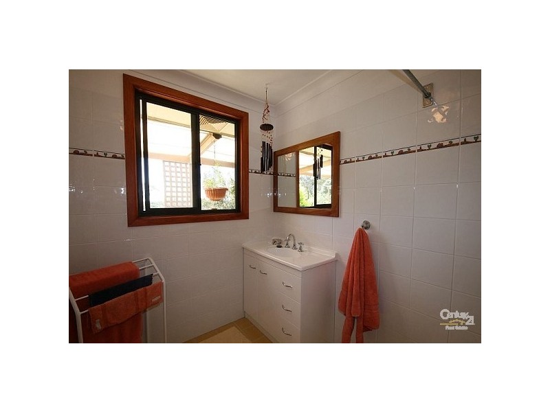 332 Blaxland Rd, Wentworth Falls NSW 2782