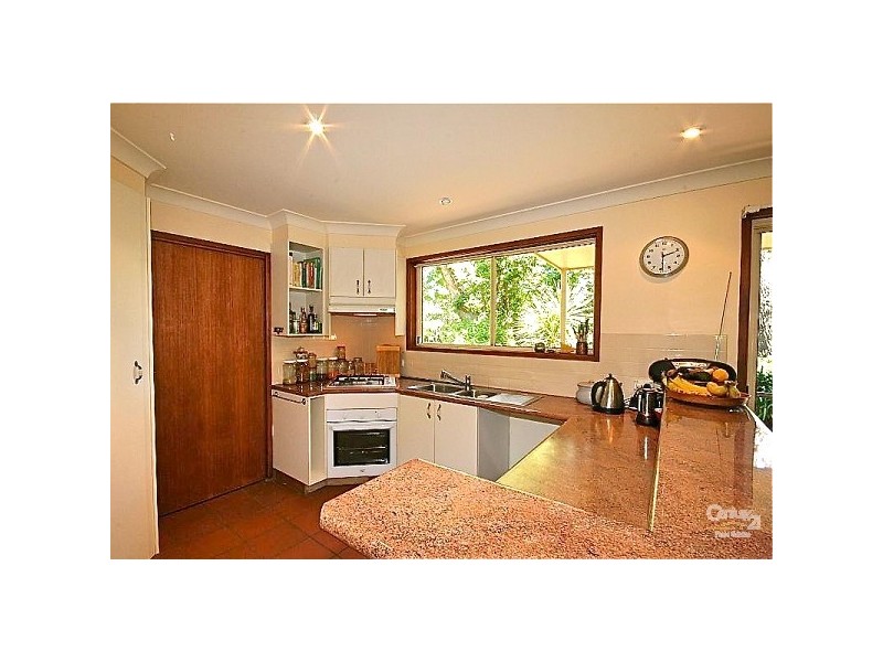 82 Backhouse St, Wentworth Falls NSW 2782