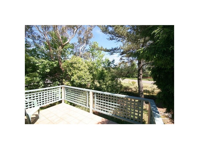 82 Backhouse St, Wentworth Falls NSW 2782