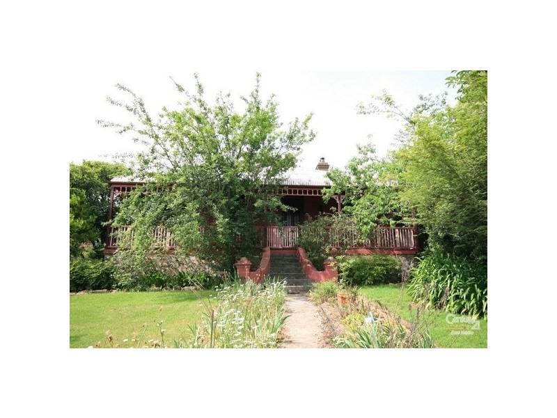 5 Hume Avenue, Wentworth Falls NSW 2782