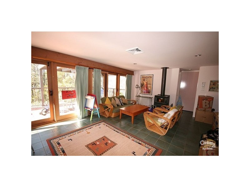 164 Falls Road, Wentworth Falls NSW 2782