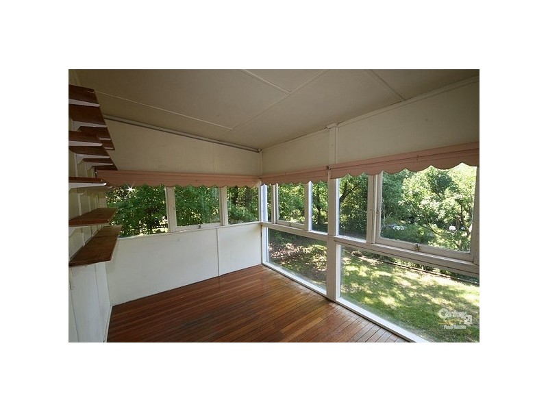 29 Armstrong Street, Wentworth Falls NSW 2782