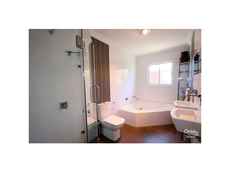 28 Maple Grove, Wentworth Falls NSW 2782