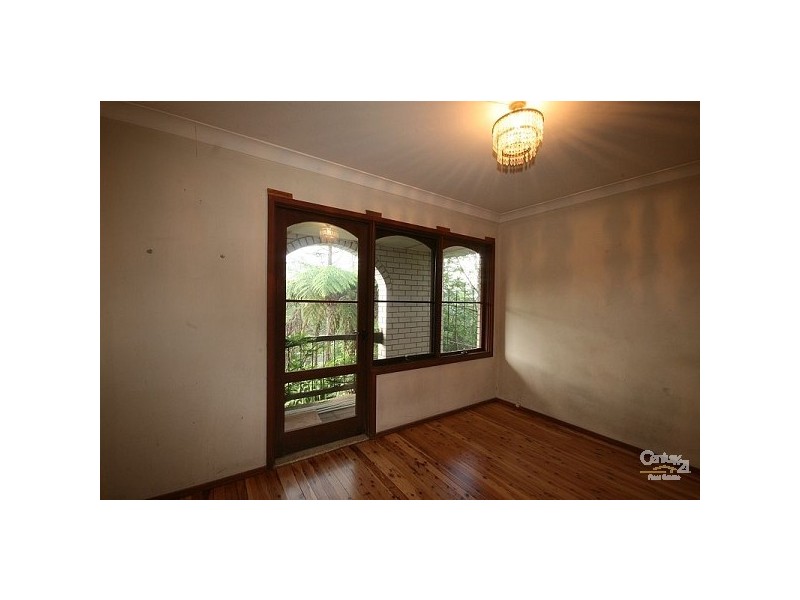 50 Yanko Ave, Wentworth Falls NSW 2782