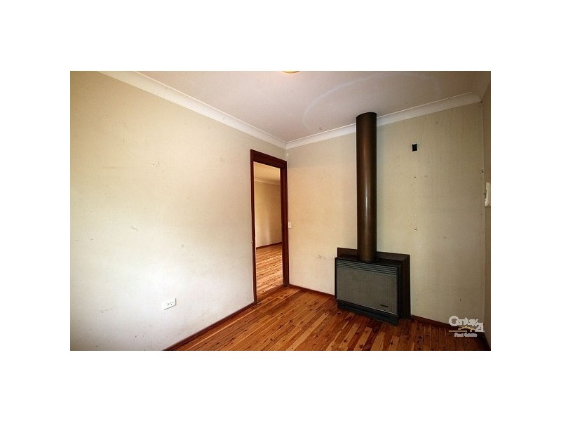 50 Yanko Ave, Wentworth Falls NSW 2782