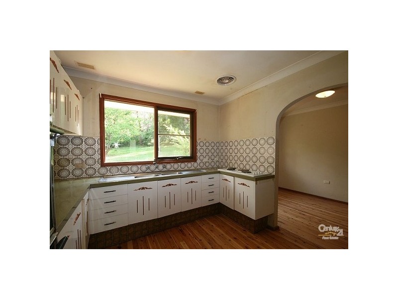 50 Yanko Ave, Wentworth Falls NSW 2782