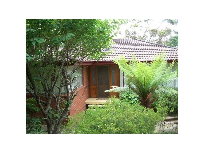 122 Henderson Road, Wentworth Falls NSW 2782