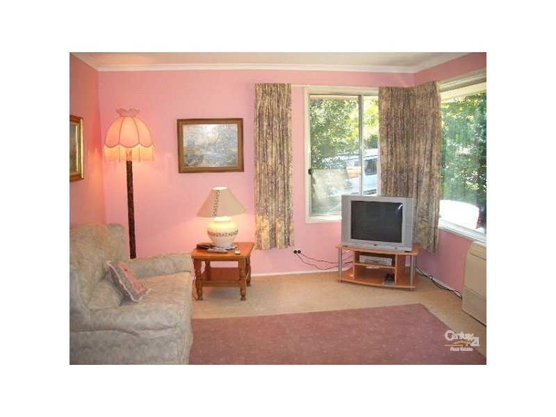 122 Henderson Road, Wentworth Falls NSW 2782