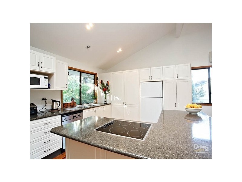 223 Blaxland Rd, Wentworth Falls NSW 2782