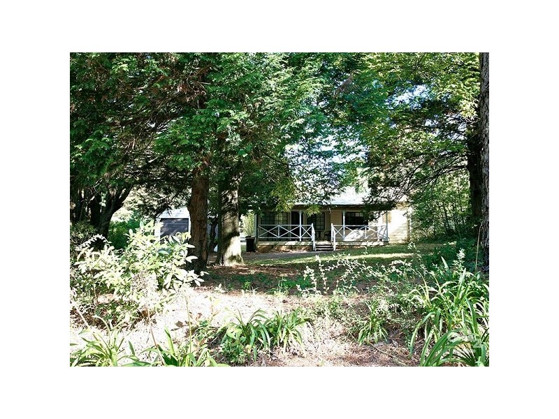 30 Fletcher Street, Wentworth Falls NSW 2782