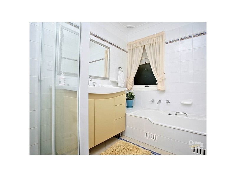 37 Toulon Avenue, Wentworth Falls NSW 2782