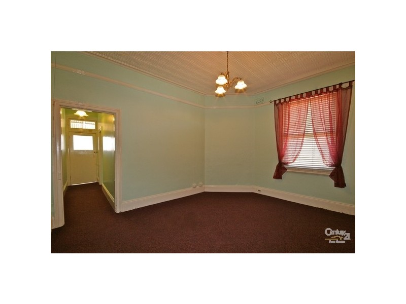 42 Cook Street, Lithgow NSW 2790