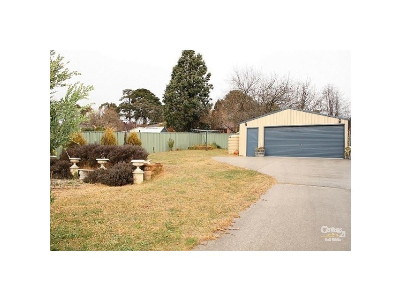 64 Twynam Street, Katoomba NSW 2780