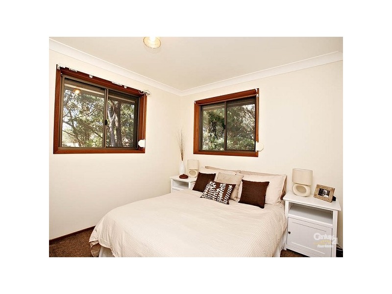 18 Yester Rd, Wentworth Falls NSW 2782