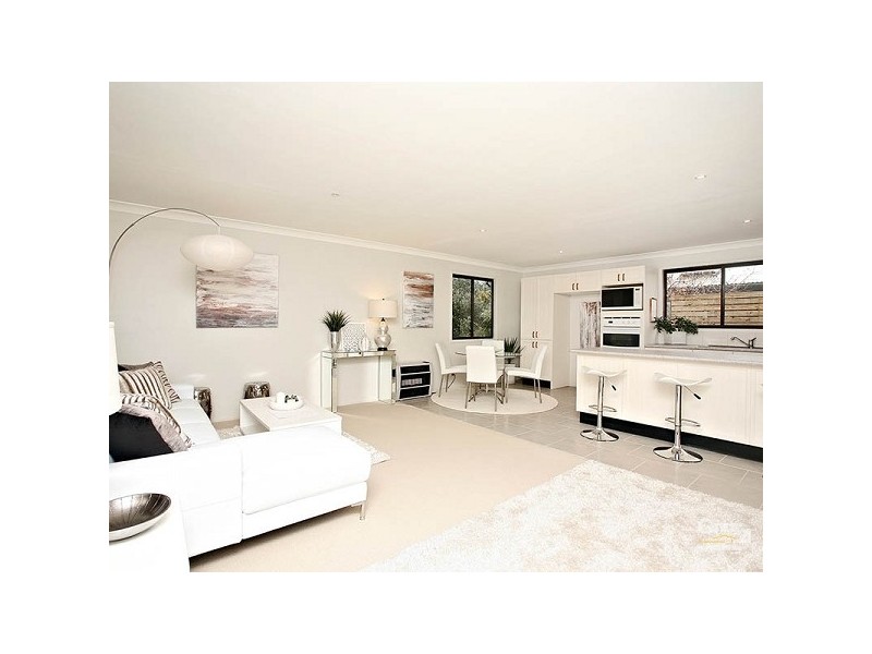 89 Dalrymple Avenue, Wentworth Falls NSW 2782