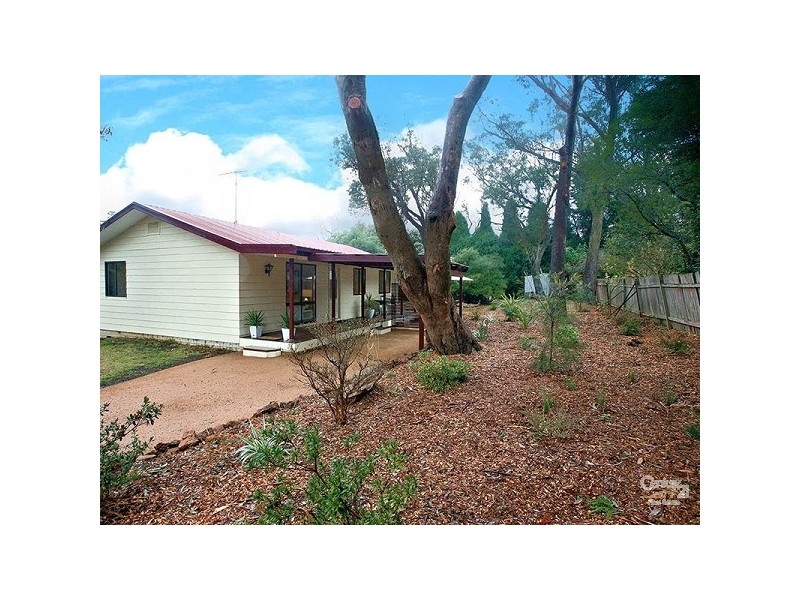 89 Dalrymple Avenue, Wentworth Falls NSW 2782