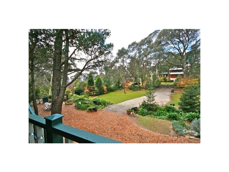 24 Kings Rd, Leura NSW 2780
