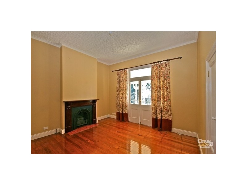 2 Fitstubbs Avenue, Wentworth Falls NSW 2782