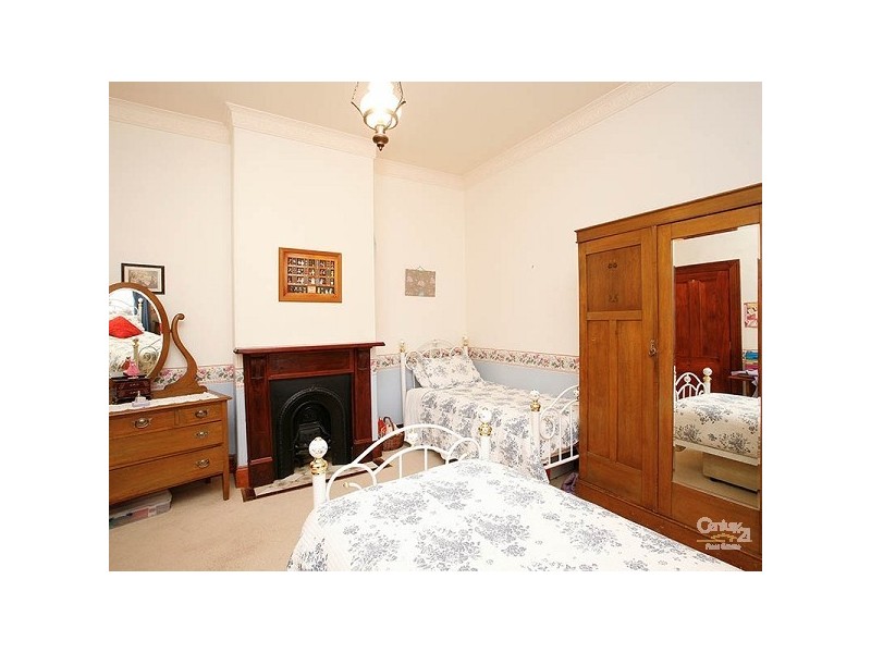 5 Hume Ave, Wentworth Falls NSW 2782