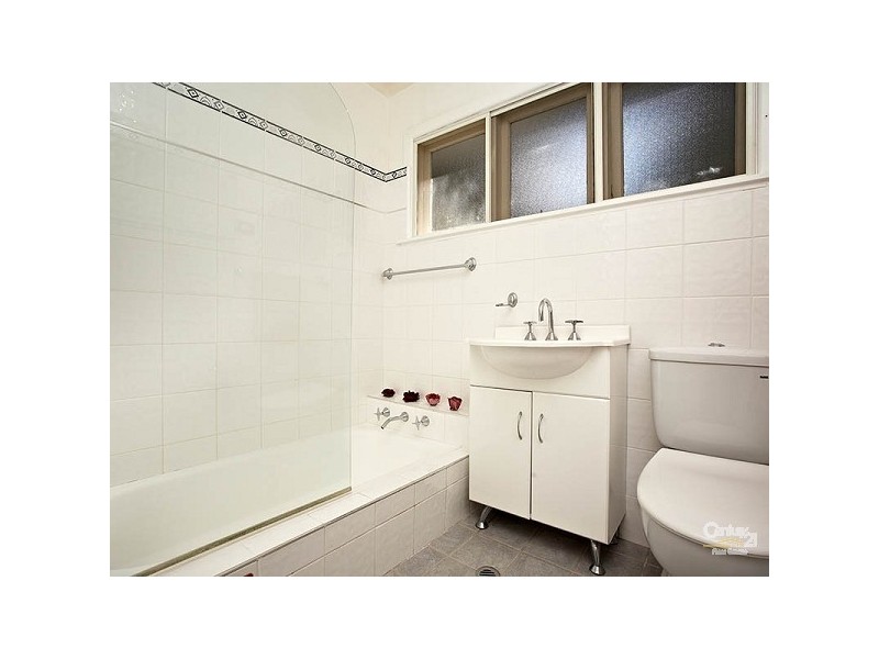 20 Asquith Ave, Wentworth Falls NSW 2782