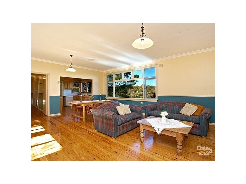 20 Asquith Ave, Wentworth Falls NSW 2782