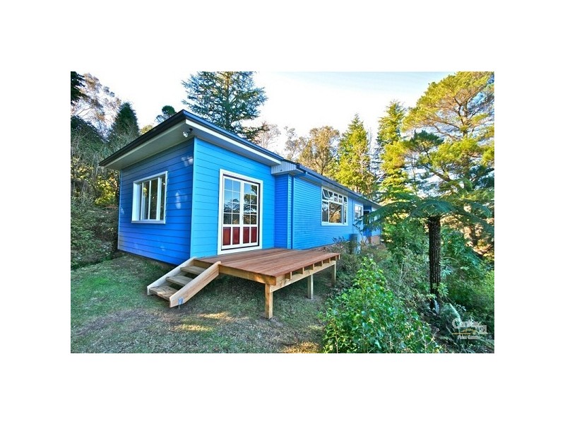 20 Asquith Ave, Wentworth Falls NSW 2782