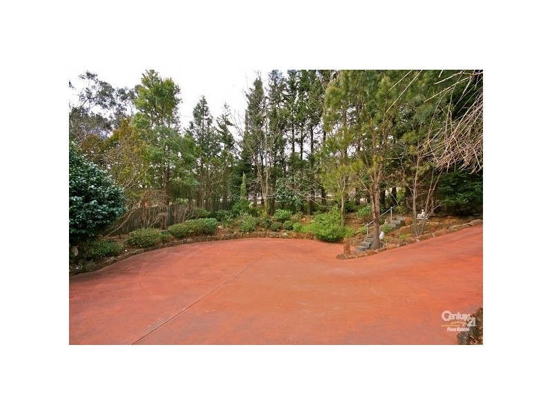 64 Great Western Highway, Wentworth Falls NSW 2782