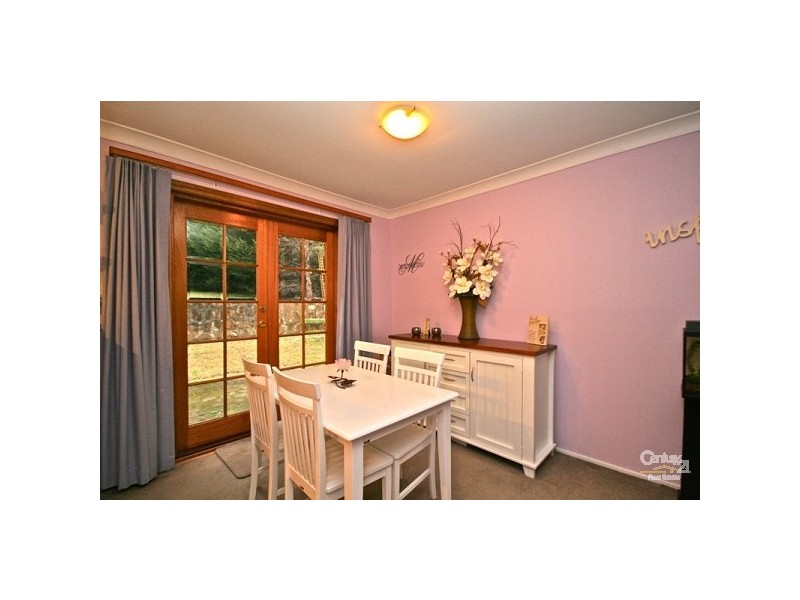 7 Queen Elizabeth Drive, Wentworth Falls NSW 2782