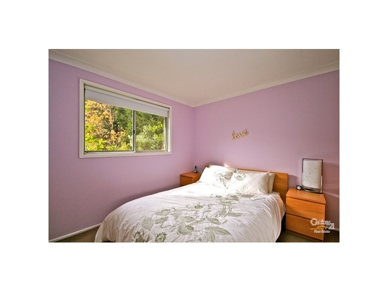 7 Queen Elizabeth Drive, Wentworth Falls NSW 2782