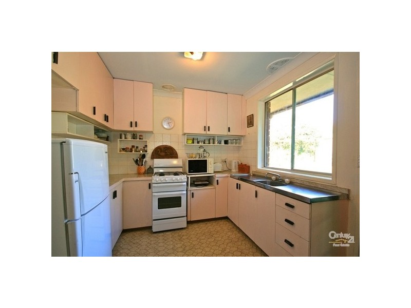 3 Murray St, Wentworth Falls NSW 2782