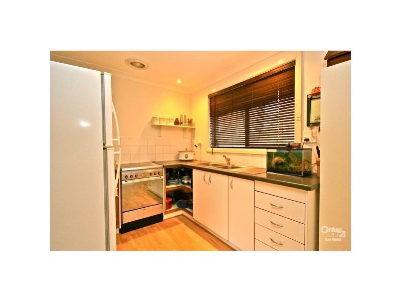 121 Henderson Rd, Wentworth Falls NSW 2782