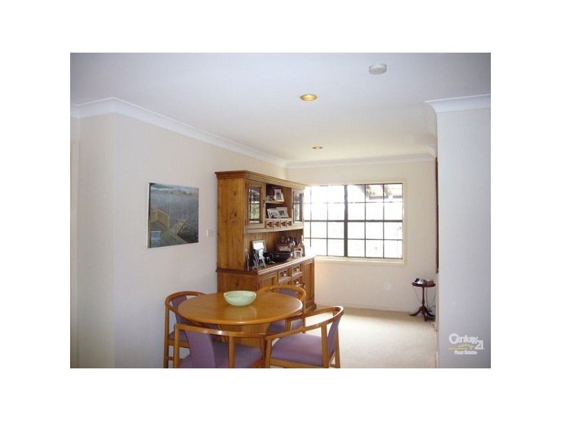 63 Henderson Road, Wentworth Falls NSW 2782