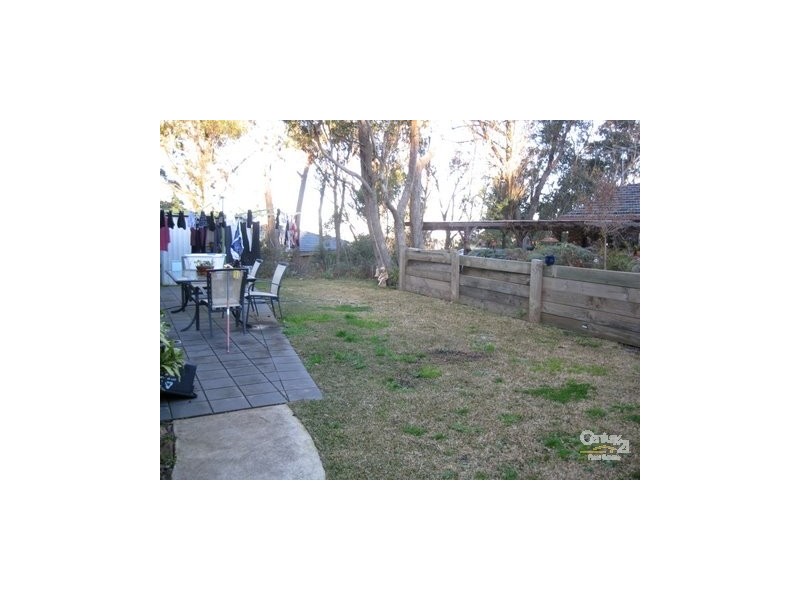 49 Westbourne Ave, Wentworth Falls NSW 2782