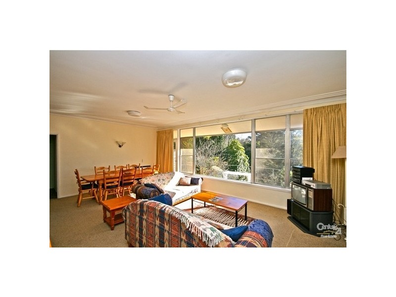 6 Churchhill Street, Leura NSW 2780