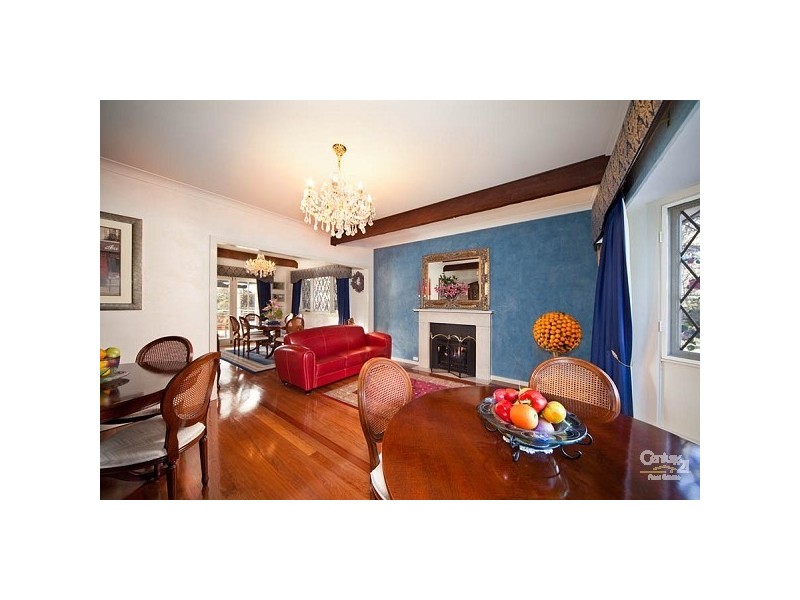 291 Blaxland Rd, Wentworth Falls NSW 2782