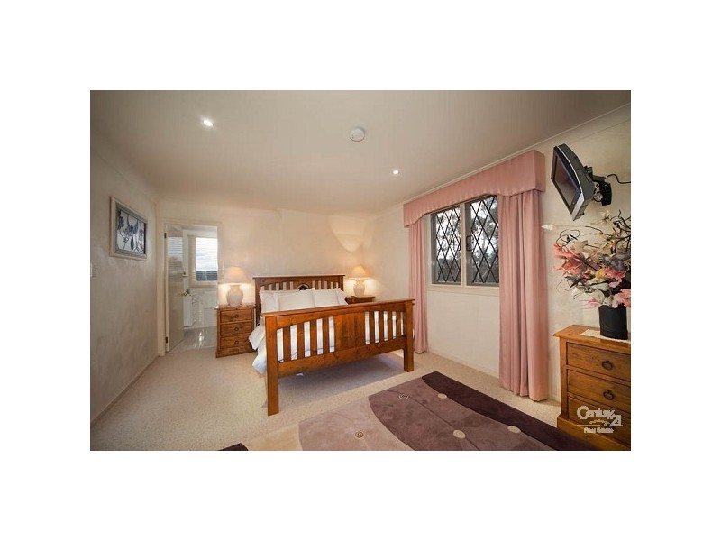 291 Blaxland Rd, Wentworth Falls NSW 2782