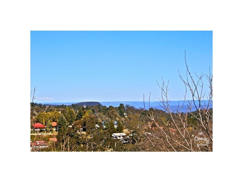 38 Walgett St, Katoomba NSW 2780