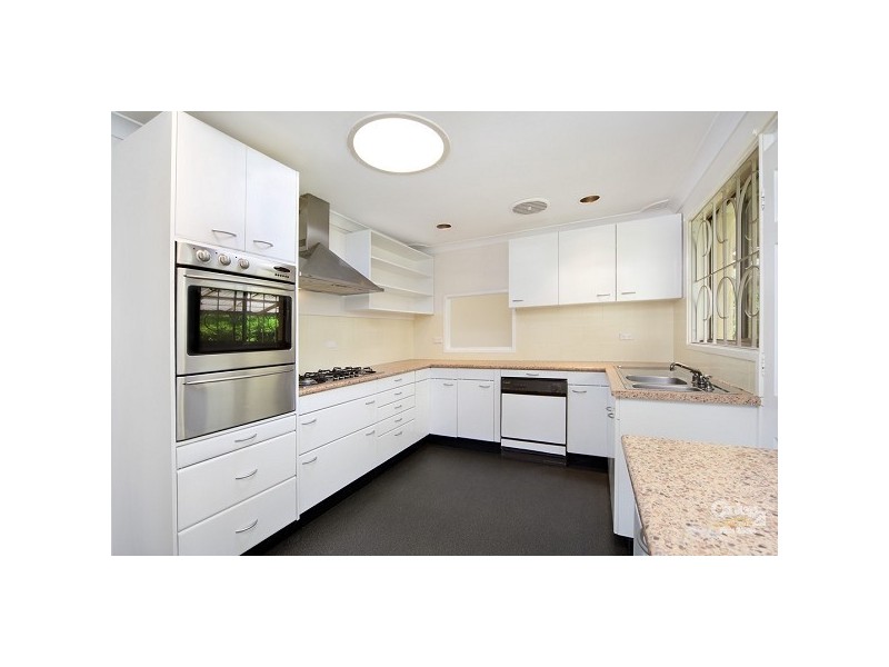 107 Pritchard St, Wentworth Falls NSW 2782