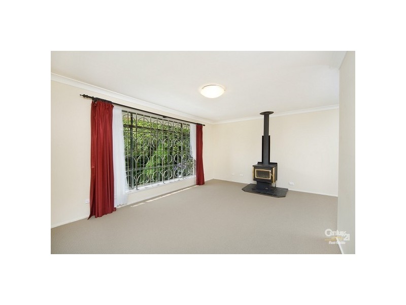 107 Pritchard St, Wentworth Falls NSW 2782