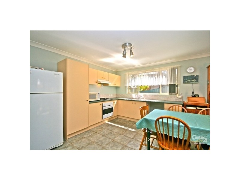 36 Shortland St, Wentworth Falls NSW 2782