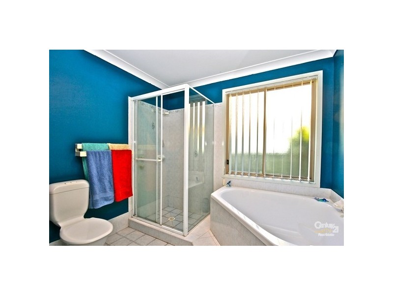 36 Shortland St, Wentworth Falls NSW 2782