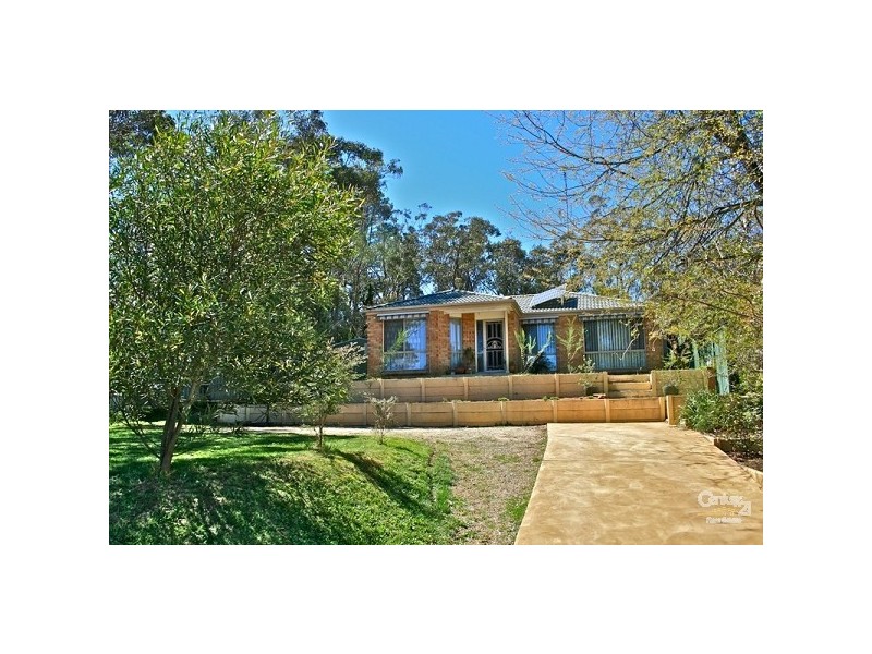 36 Shortland St, Wentworth Falls NSW 2782