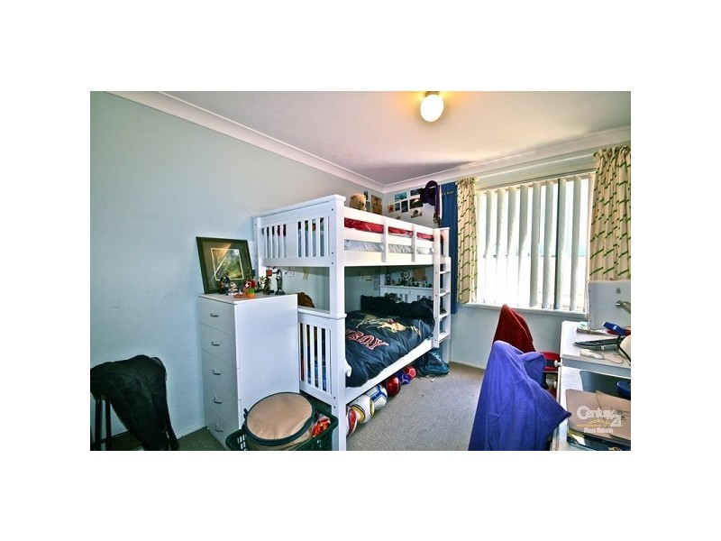 36 Shortland St, Wentworth Falls NSW 2782