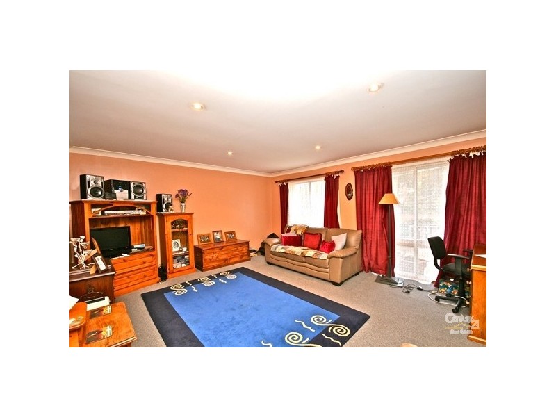 61 Shortland Street, Wentworth Falls NSW 2782