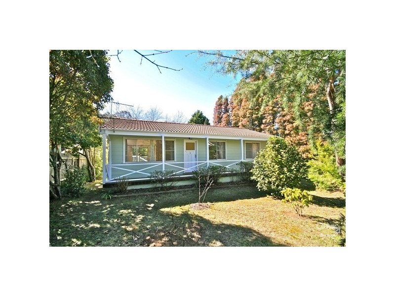 38 Scott Avenue, Leura NSW 2780