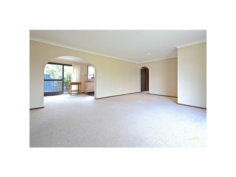 238 Blaxland Rd, Wentworth Falls NSW 2782